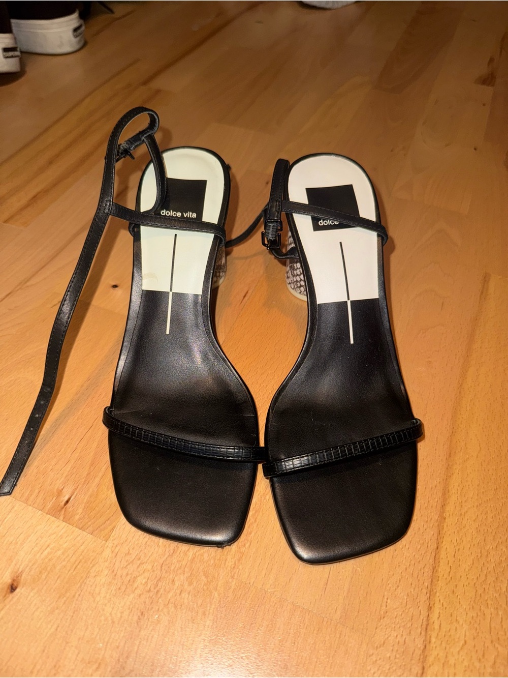 Dolce Vita Black Minimalist Square-Toe Strappy Heels